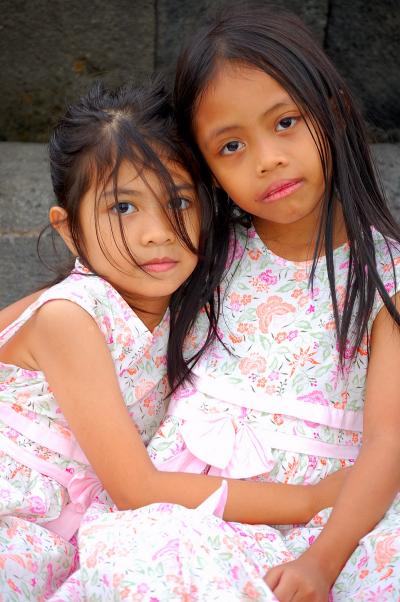 インドネシア１２ ここでちょっとブレイク ボロブの女の子２ ボロブドゥール遺跡周辺 インドネシア の旅行記 ブログ By 風神さん フォートラベル