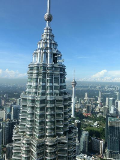マレーシア ツイン タワー 傾き