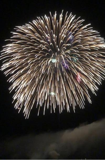 和倉温泉 夏花火とまたまた翠明で夏休み 和倉温泉 石川県 の旅行記 ブログ By Minkさん フォートラベル