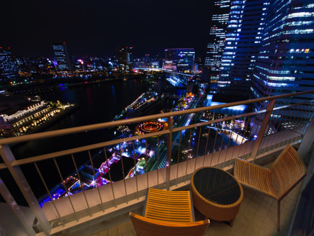 最高の誕生日のために 横浜の感動夜景が楽しめるホテル7選 トラベルマガジン