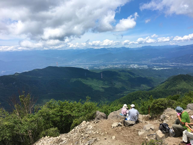 関東日帰りハイキング 登山初心者 中級 上級者までおすすめの山17選 トラベルマガジン