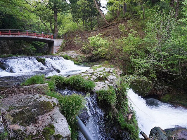 銀山温泉のおすすめ温泉旅館と観光ガイド 大正レトロな温泉街の楽しみ方 トラベルマガジン