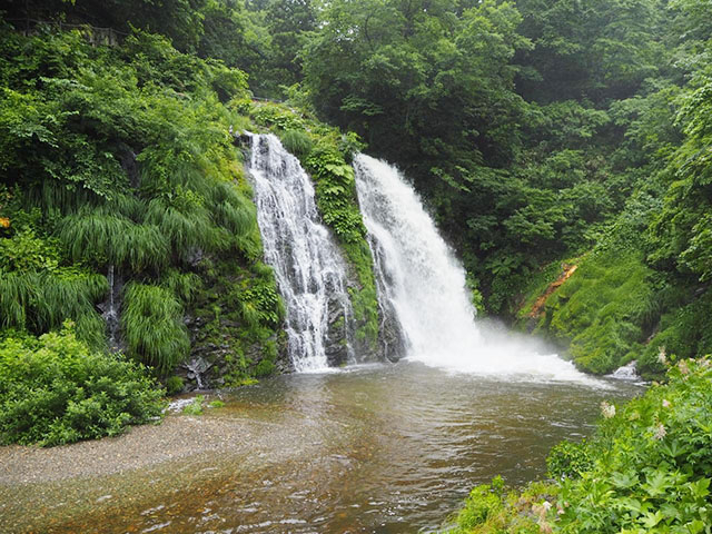 銀山温泉のおすすめ温泉旅館と観光ガイド 大正レトロな温泉街の楽しみ方 トラベルマガジン