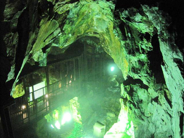 銀山温泉のおすすめ温泉旅館と観光ガイド 大正レトロな温泉街の楽しみ方 トラベルマガジン