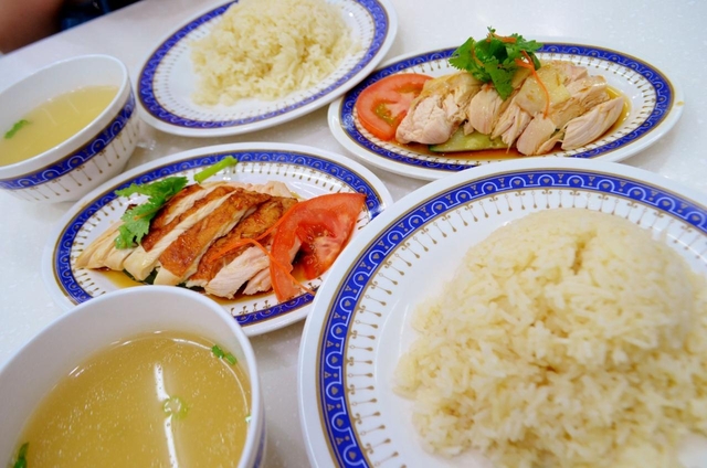 シンガポールで食べたい チキンライスが絶品のおすすめ店8選 トラベルマガジン